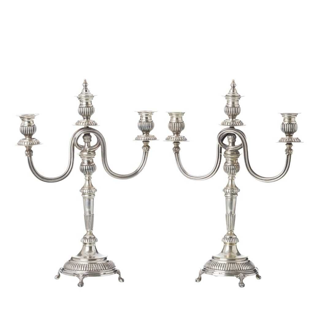 Par de Candelabros de Dois Lumes