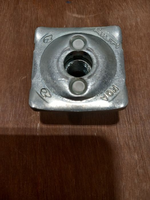 Uchwyt pręta gwintowanego HILTI MQA-B M12