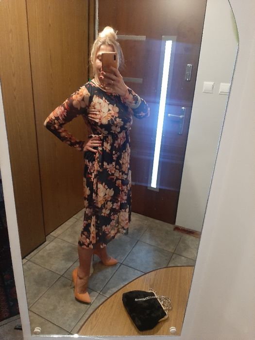 Wizytowa sukienka Vila, rozm.S/M- storczyków raj, stan idealny