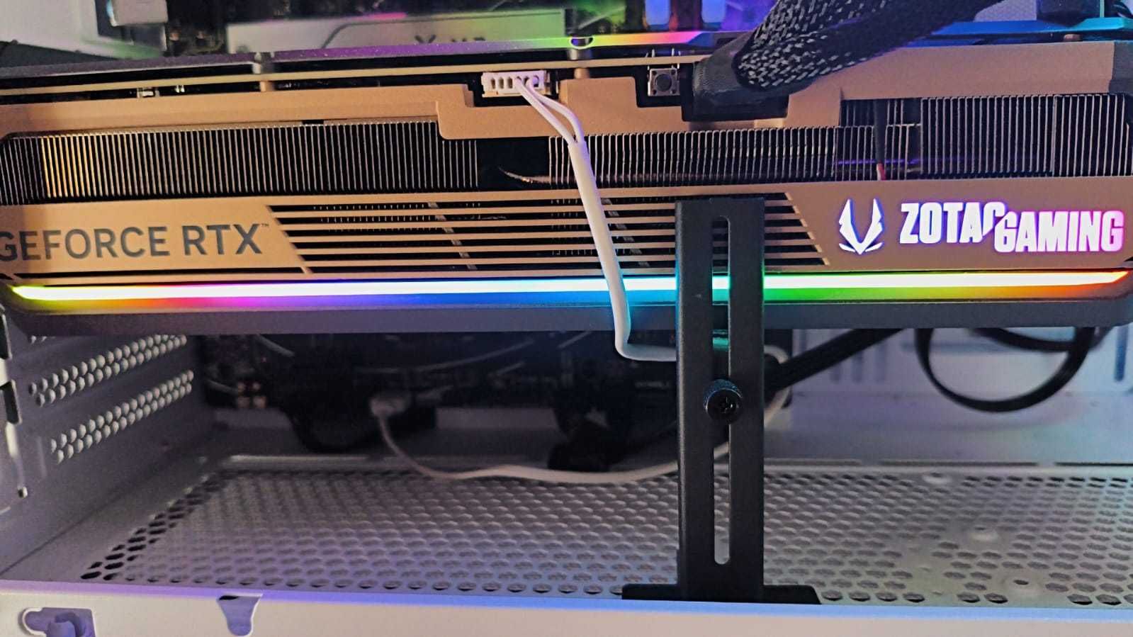 Zotac Gaming GeForce RTX 5070 Ti AMP Extreme INFINITY ULTRA