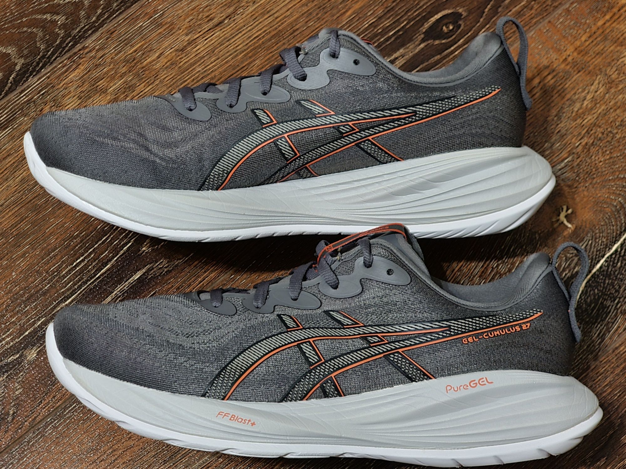 Оригінал 100% кросівки чоловічі asics comulus 27  euro 44.5
