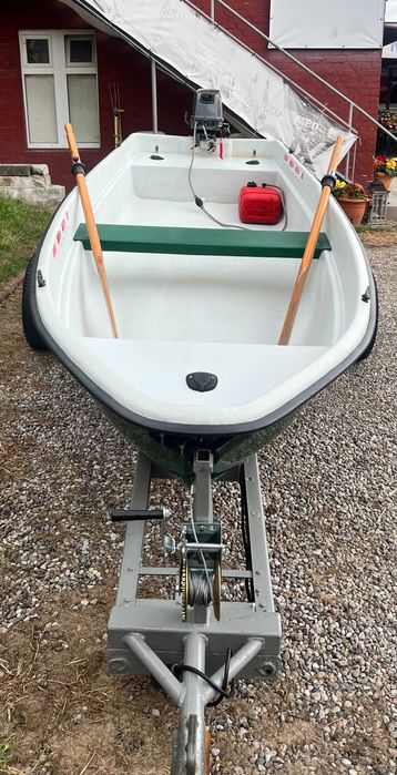 Łódź wiosłowa/wędkarska+ silnik suzuki 6km+ przyczepa slipowa/portowa