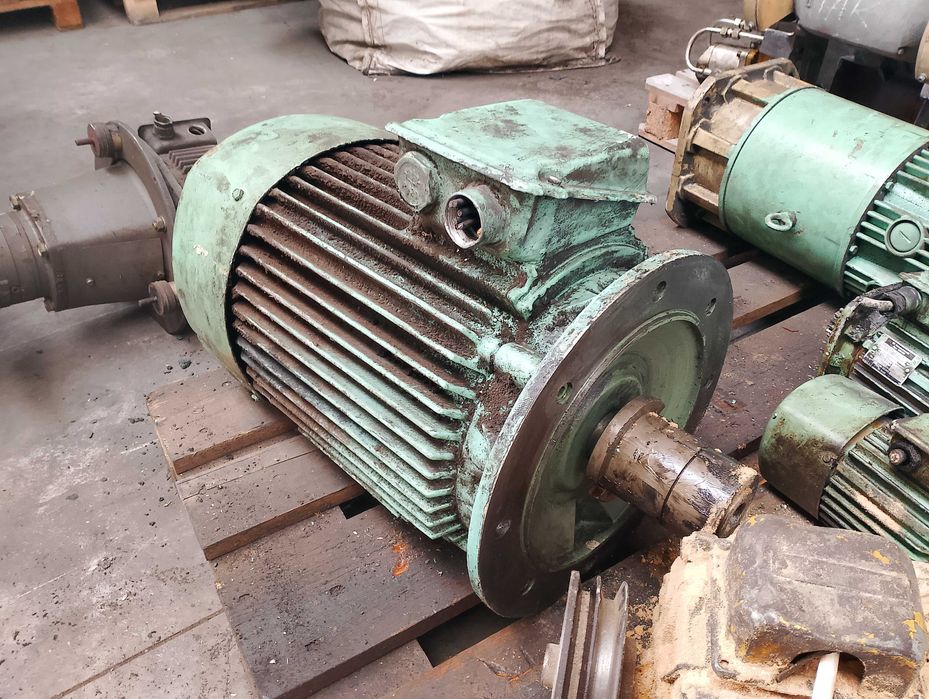 Silnik elektryczny VEM 18.5 KW 3 fazowy 1455 obr.