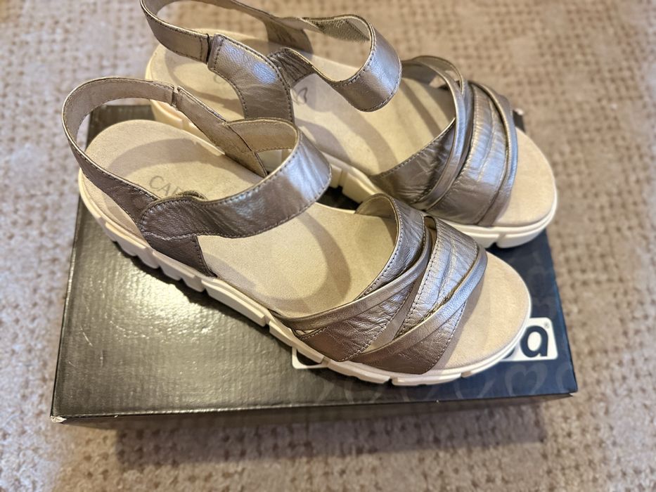 Босоніжки caprice 39