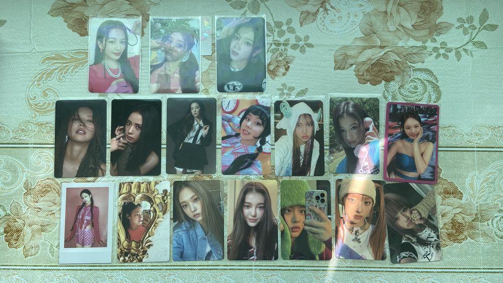 Оригинальні картки BLACKPINK, Twice, IVE, Kepler, NewJeans, Red Velvet