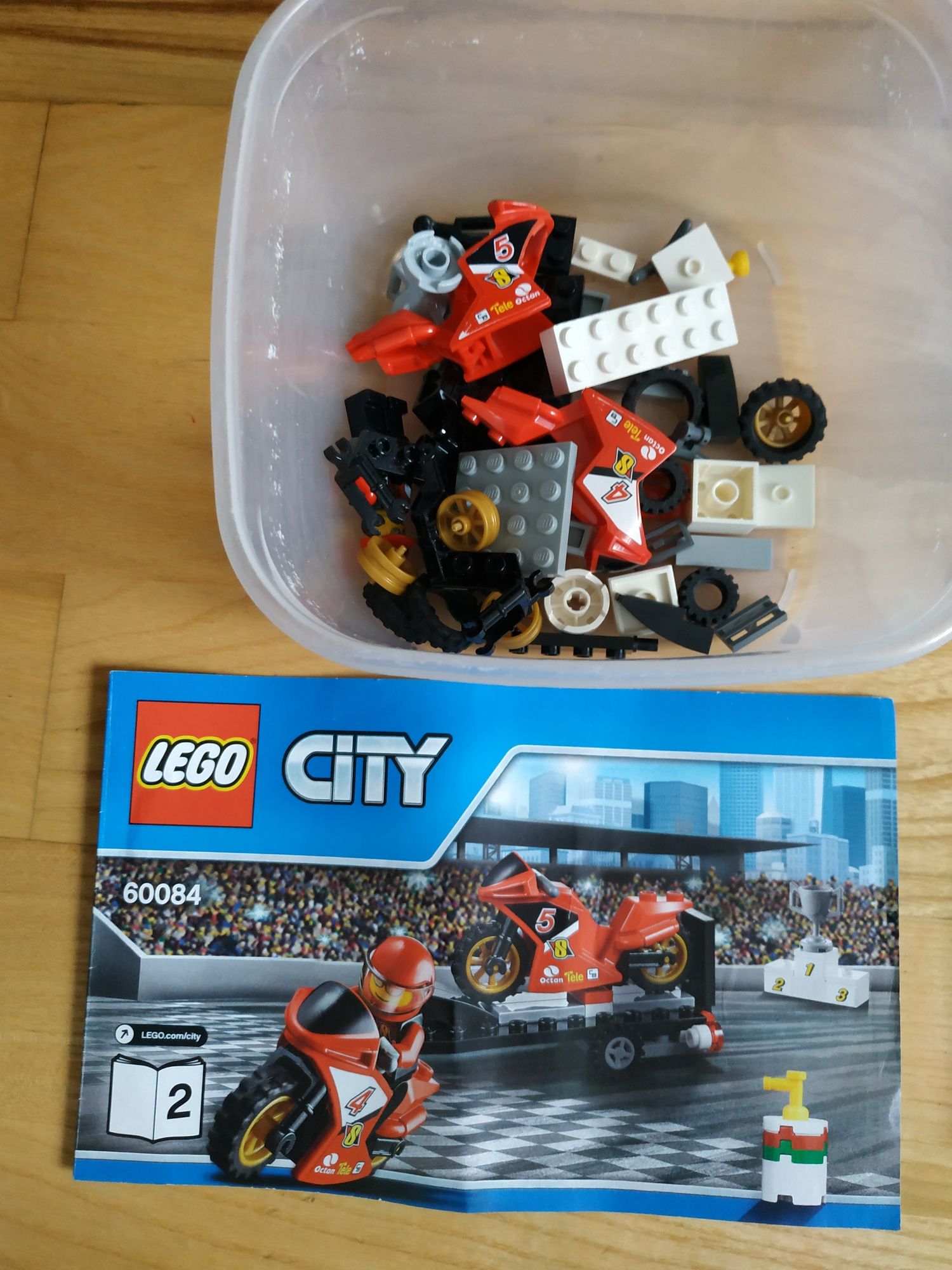 178 elementów Transporter Motocykli LEGO City 60084