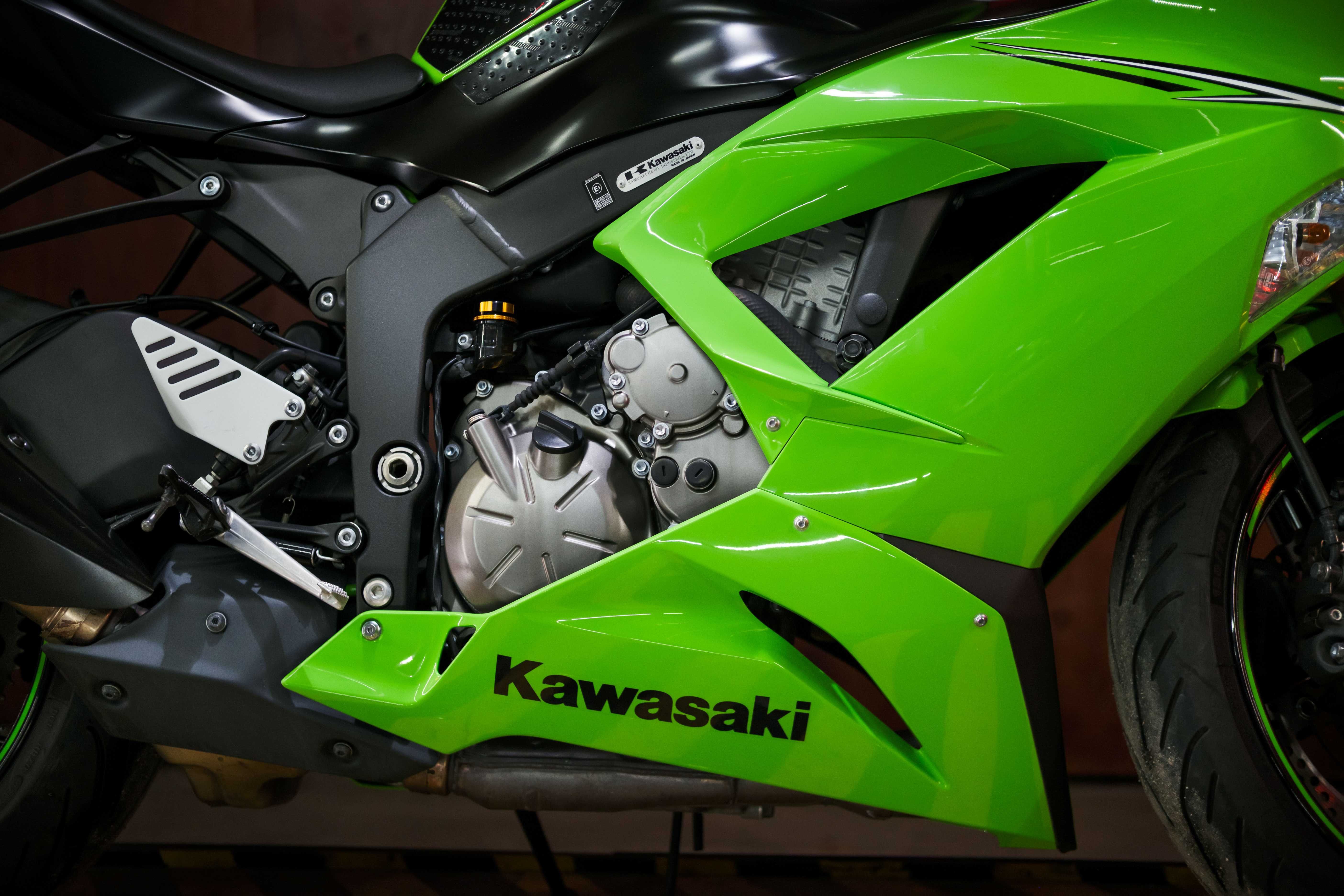 Kawasaki ZX-6R 636 із Японії