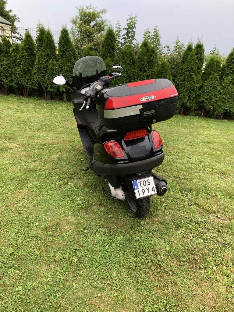Skuter Piaggio x9 125 Evolution 2006 r.Pilne.