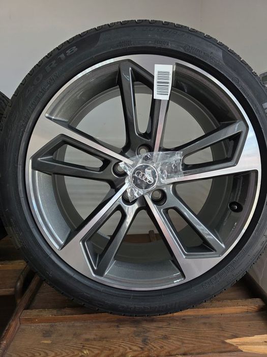 Nowe Koła Letnie Oryginalne Audi A4 S4/8w B9/18 Cali Pirelli 2023 Rok