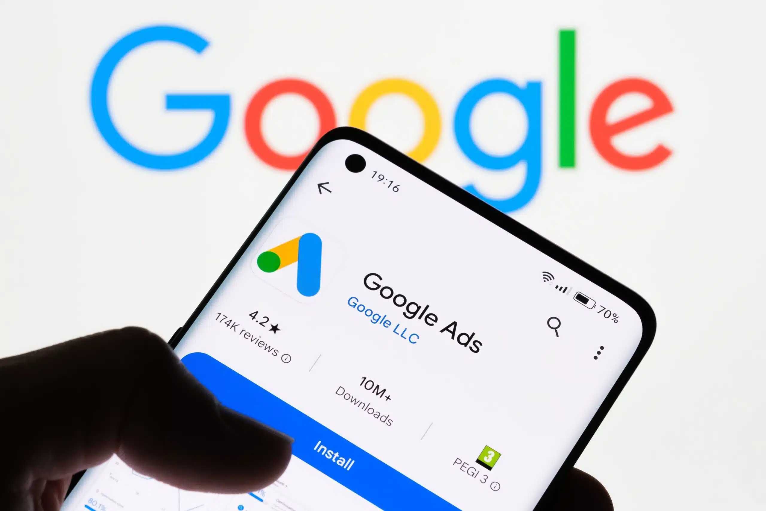 Google Ads i Analityka (GA4) - Zwiększ Zyski, a Nie Koszty!