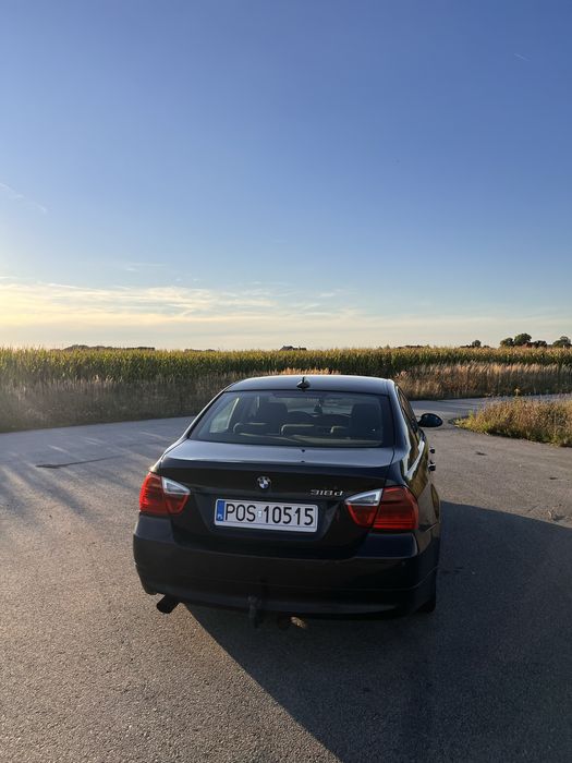 BMW E90 318d 2006r