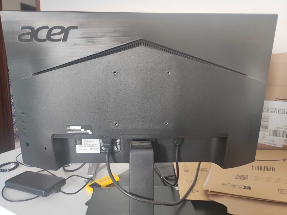 Monitor Acer 24" 1080p 60Hz IPS FreeSync