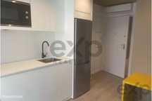 Arrenda-se apartamento excelente T1, com varanda, perto do Hospital de