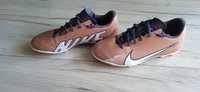 Buty korki Nike Vapor rozmiar 37,5