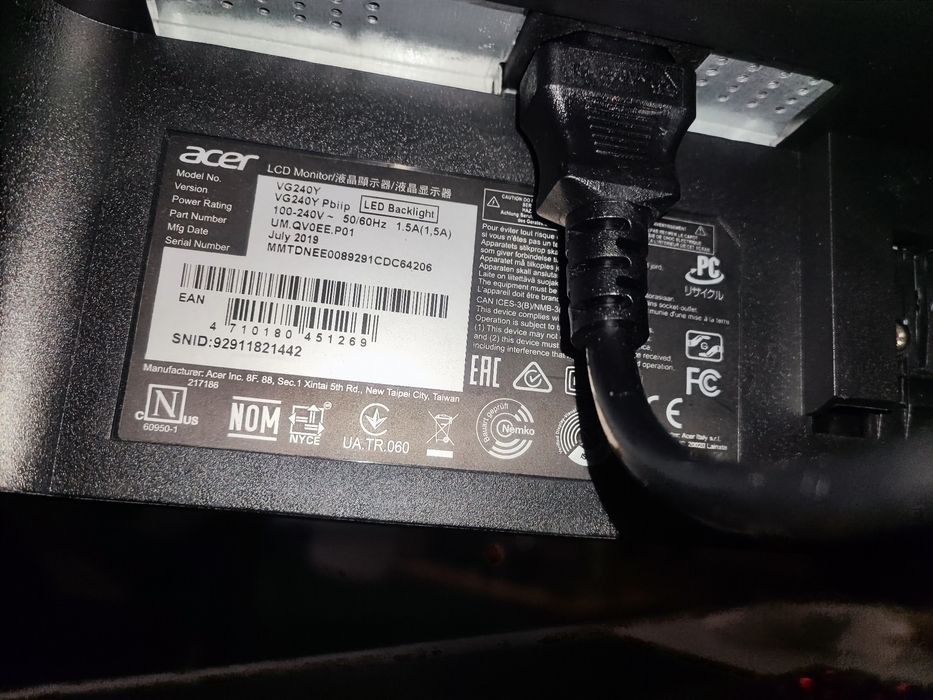 Monitor Acer Nitro VG240Y 144Hz 1920x1080 FullHD