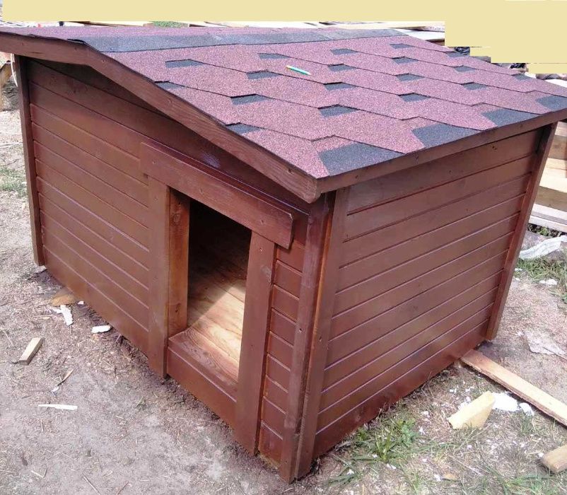 Дерев'яна будка для  собаки.Утеплена.