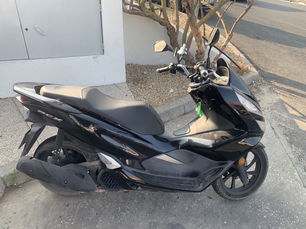 Honda pcx 2019 ótimo estado