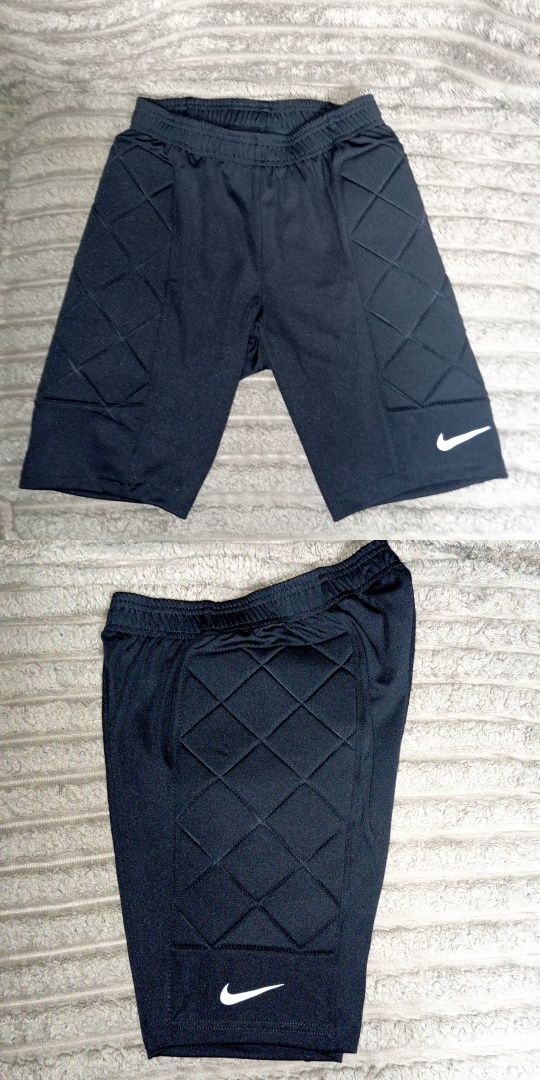 Форма воротаря Nike.