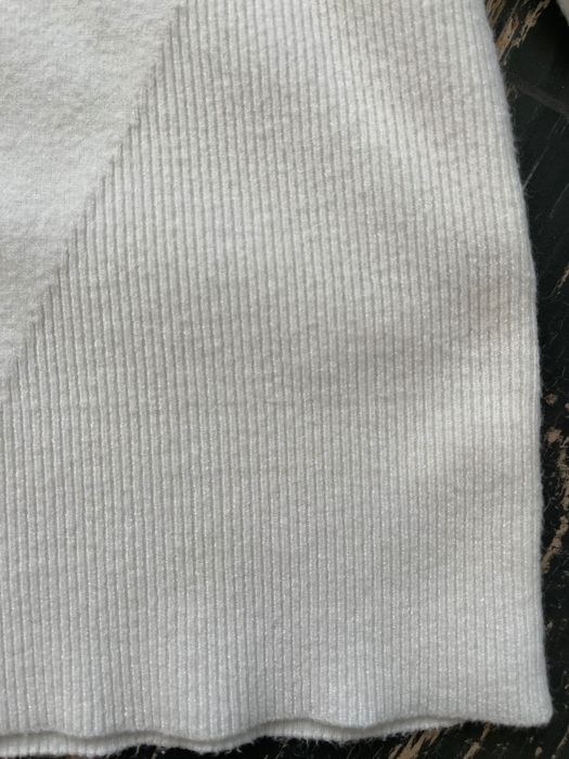 Preppy. Свитер гольф белый 66% вискоза р S/М