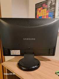 Monitor komputerowy starszej wersji