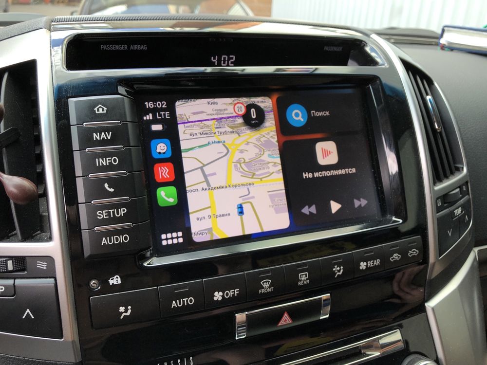 Установлю CarPlay , Android Auto в Toyota Land Cruiser 200