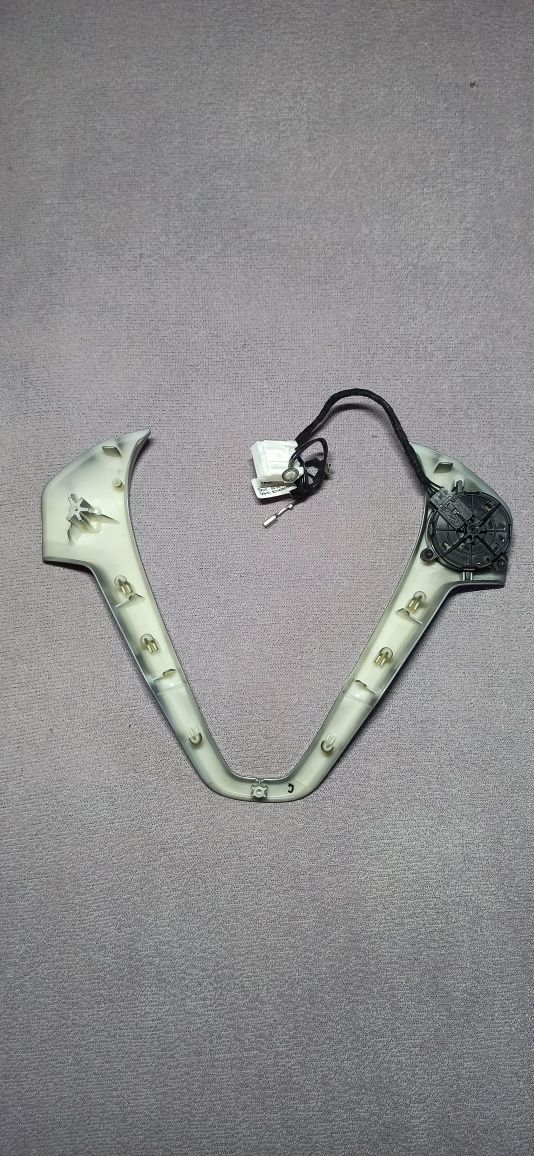 Ramka multimedialna Ford Fiesta Mk7 Przed Lift
