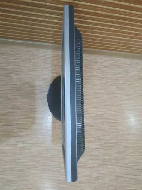 Монітор Samsung 22 дюйми гарний стан.