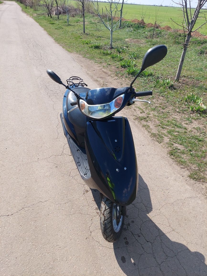 Honda DIO AF68, Black.