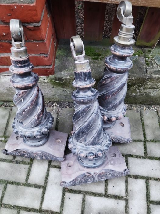 Nogi rzezbione antyk