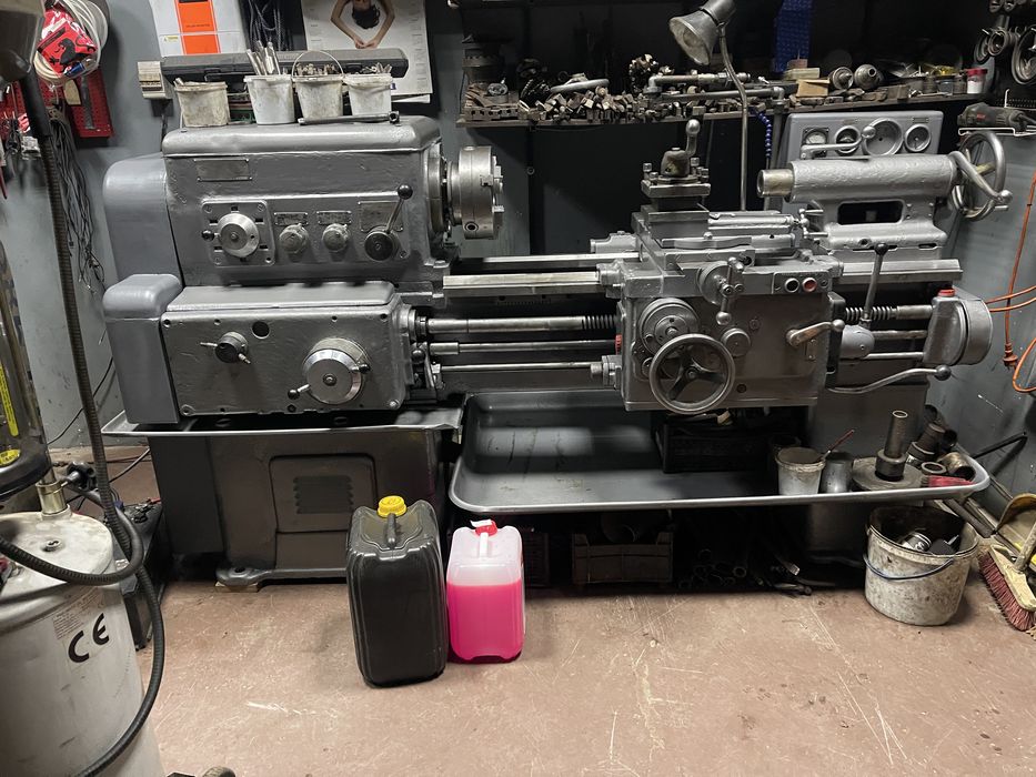 Продам токарний станок 1к62