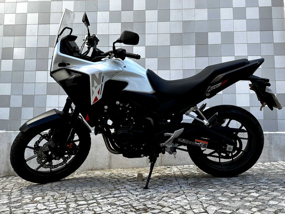 Honda NX500 com 3000km - preço até 31/10