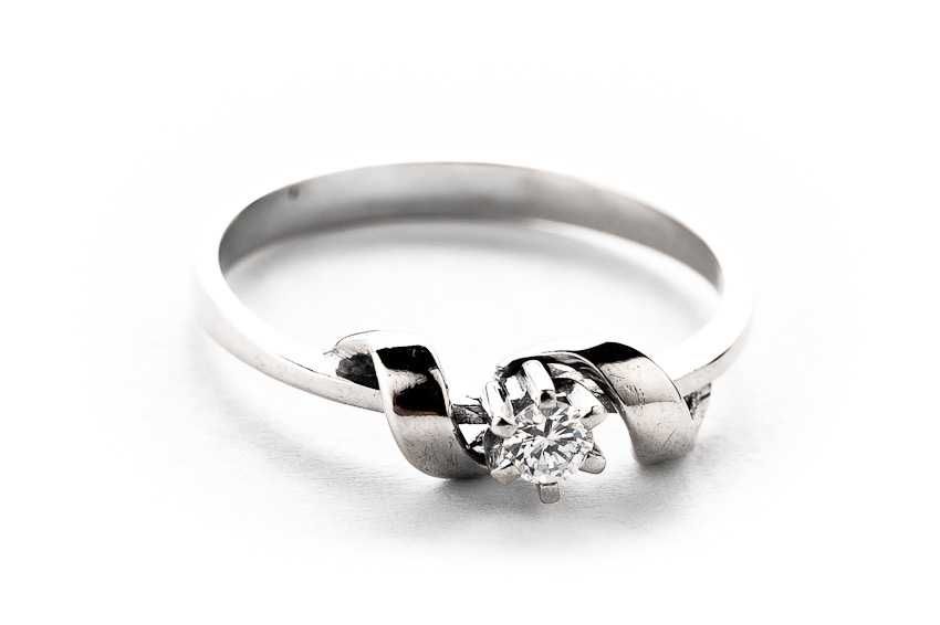 Śliczny Złoty Pierścionek - 14K - 2,16g - DIAMENT - KRAKÓW