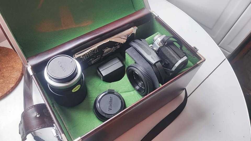 canon AE1 conjunto con 3 lentes