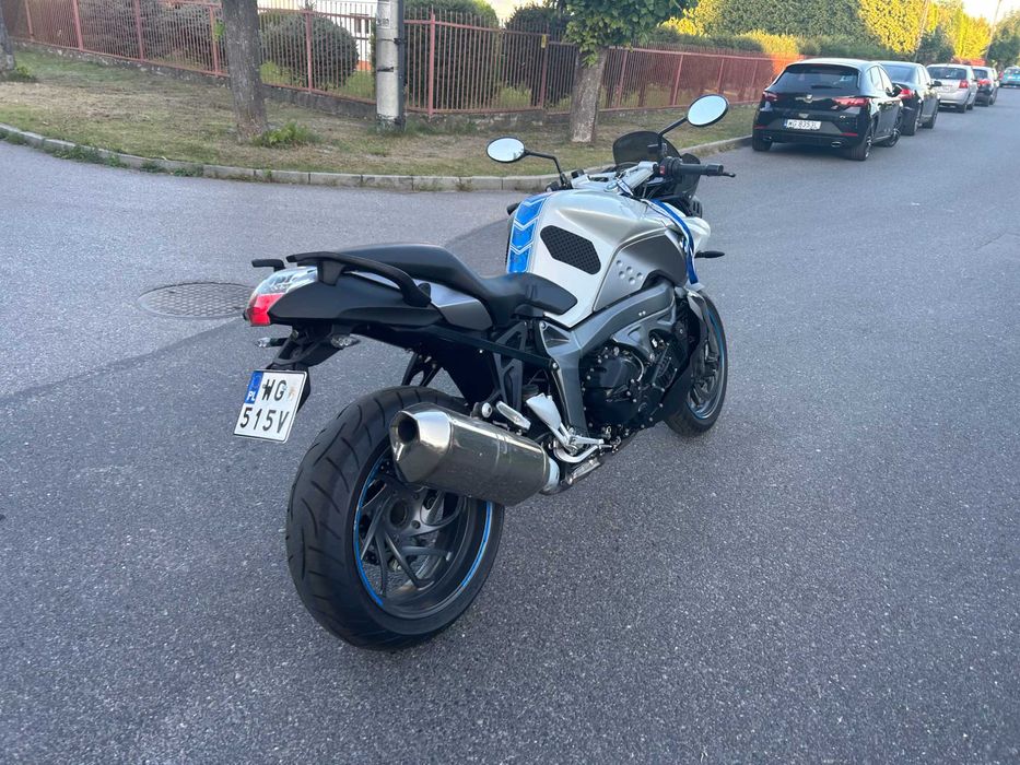 BMW K 1300 R bezwypdkowy  stan mega igła 2009 ROK nowe opony, zamiana