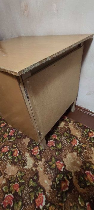 Тумба стіл комод дуже містка двоє дверцят для гаража / дачі