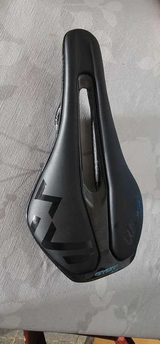 Selim carbono RYET ultimate novo