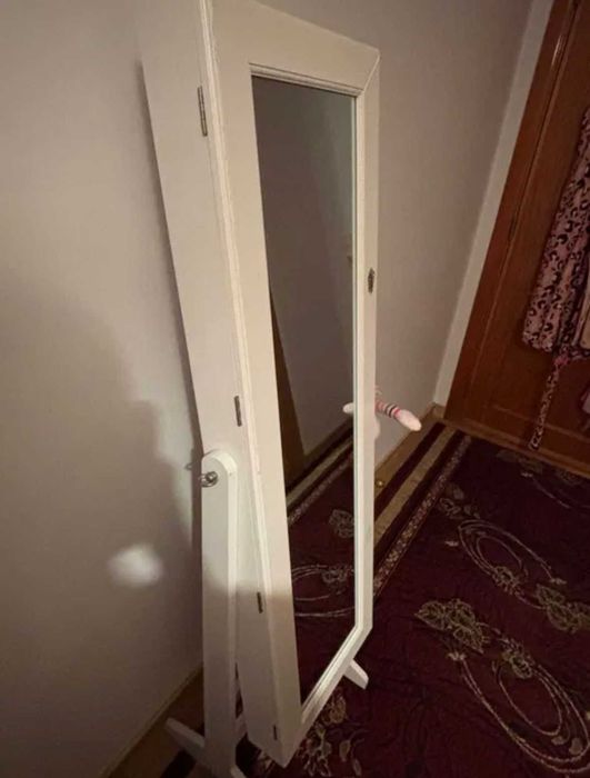 Espelho com interior