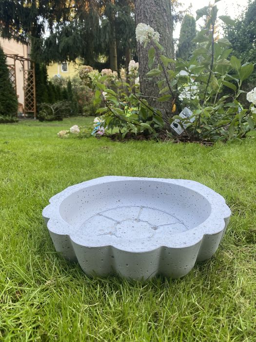 Donica doniczka betonowa ogrodowa muszla na rojniki sukulenty