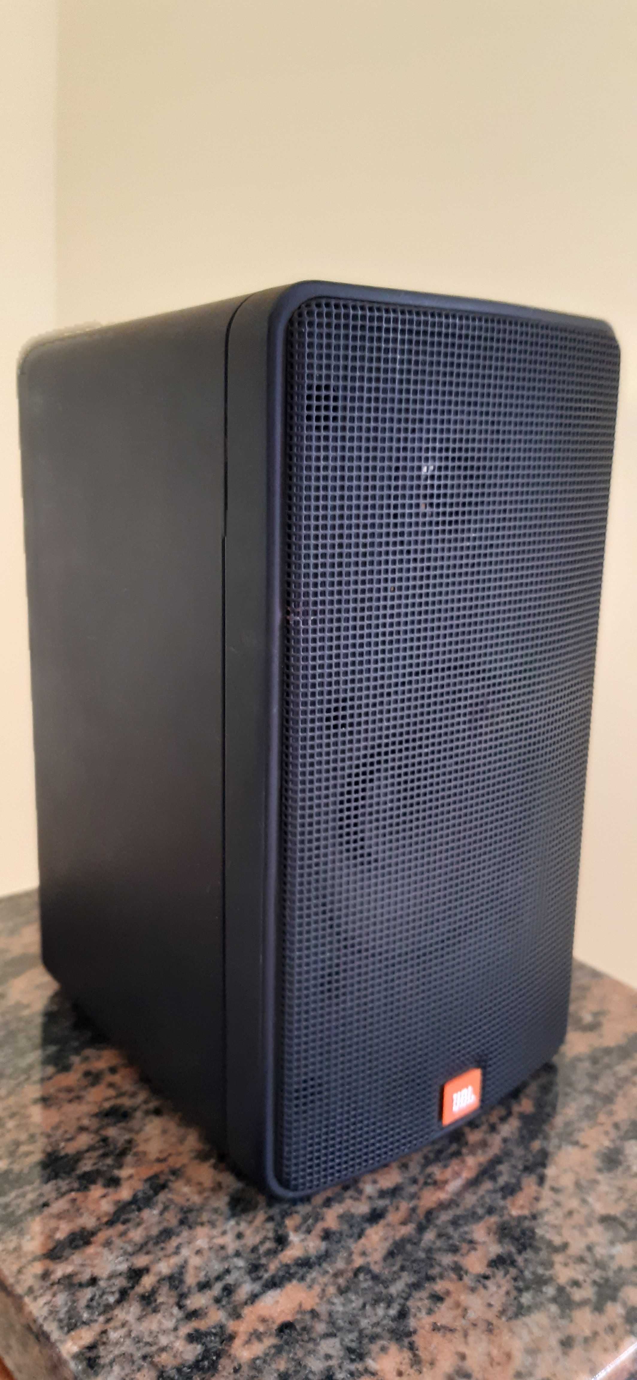 Jbl satelitka ESC 200
