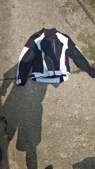 Sprzedam strój na motor, firmy Germot
Stan używany.