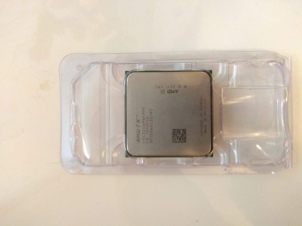 Процессор AMD 4300