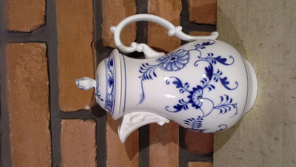 Dzbanek MEISSEN, Porcelana Saksonia Zwiebelmuster, Wzór Cebulowy