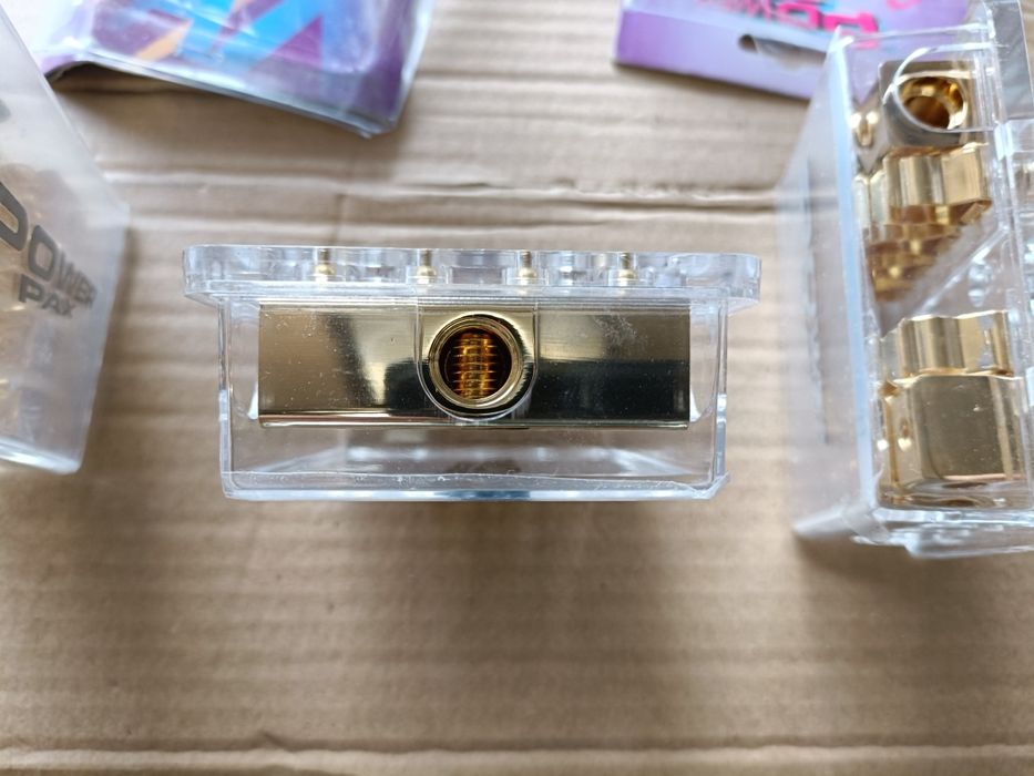 Oprawa bezpieczników agu car audio oprawka