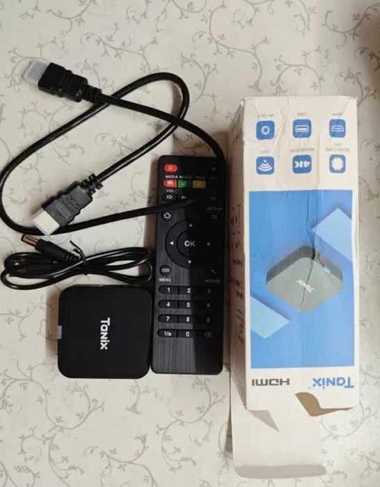 ТВ приставка Tanix TX1