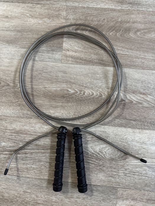 Скакалка Extra Weights — сталева з додатковим навантаженням