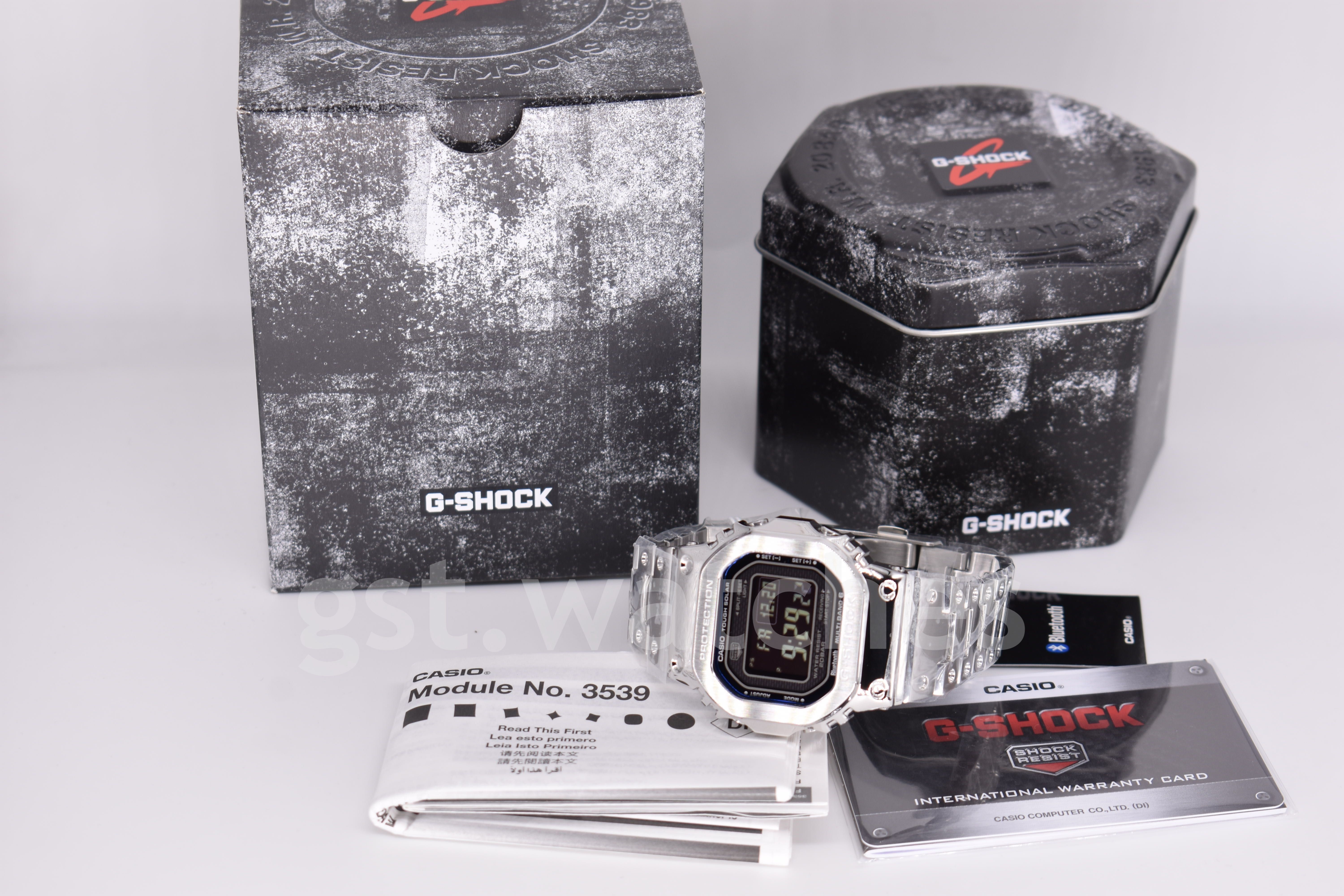 Casio G-Shock GMW-B5000D-2E NEW ORIGINAL | Bluetooth | Japan | Limited