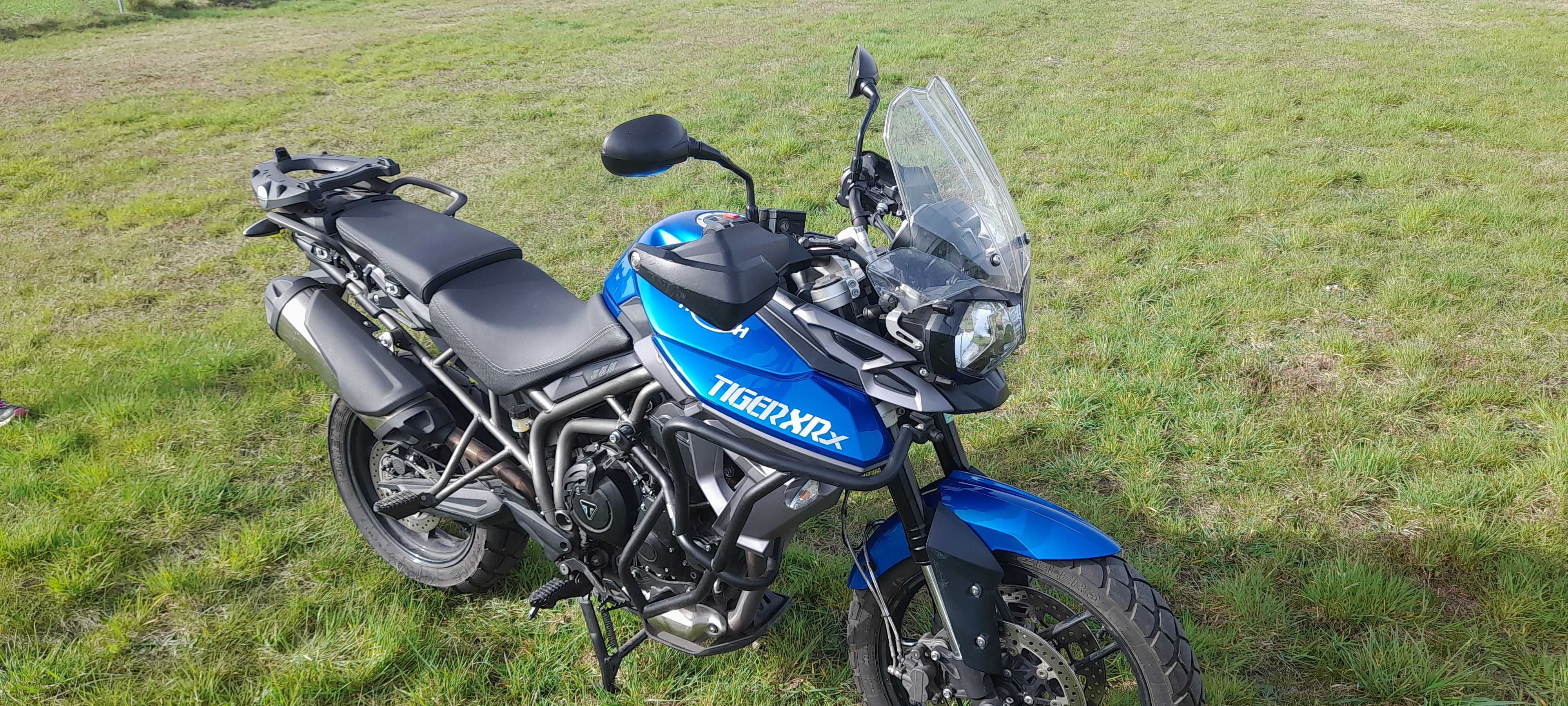 TRIUMPH Tiger 800 XRx