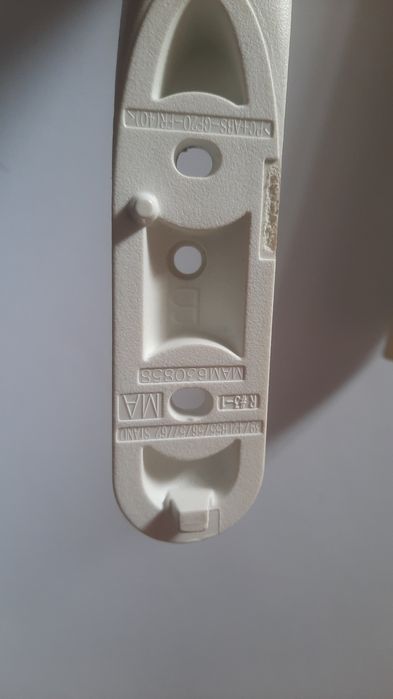 Кріплення до телевізору