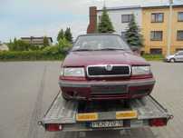 Skoda Felicia 1.3 benzyna kolor wiśniowy na części