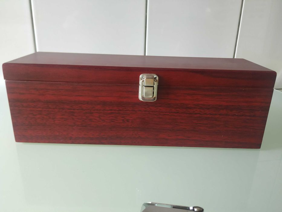 Caixa em madeira p/ garrafa de vinho c/ acessórios